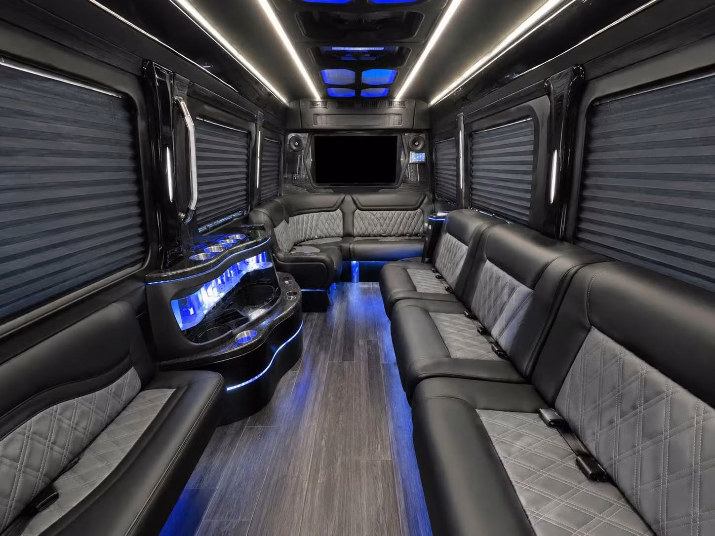airport transfer shuttles for military and government personnel in temple