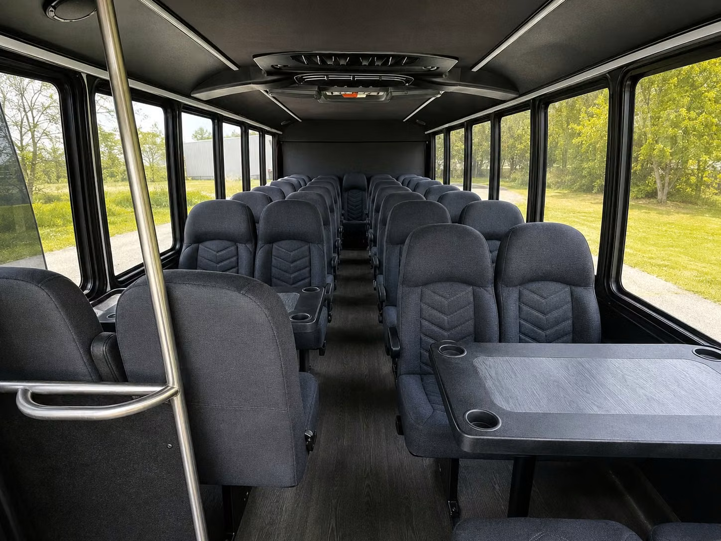 charterbusrentaltempletx com makes it easy to book prom minibuses for smaller temple friend groups